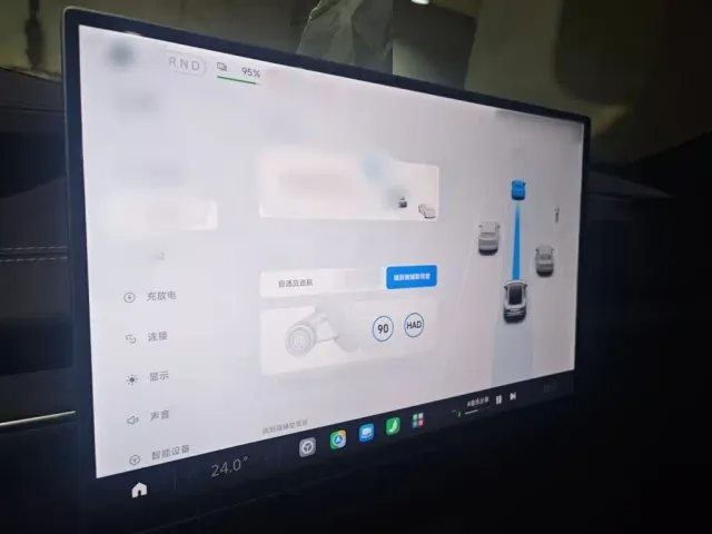 Xiaomi SU7 — Фото автомобиля 18