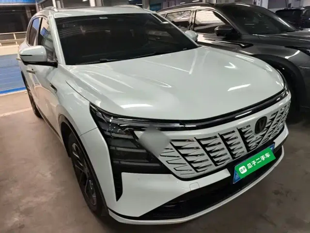 Changan CS75 Plus — Фото автомобиля 3