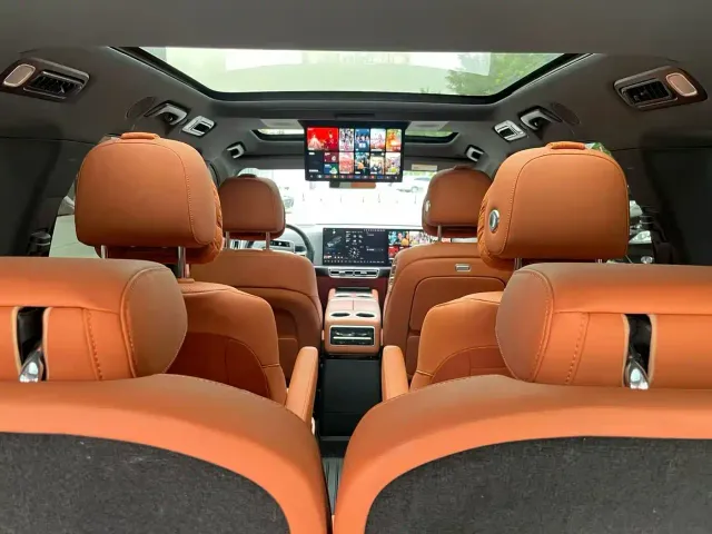 Li Auto L9 — Фото автомобиля 4