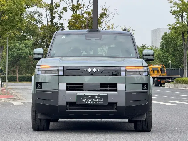 BYD FangChengBao Titanium 7 — Фото автомобиля 2