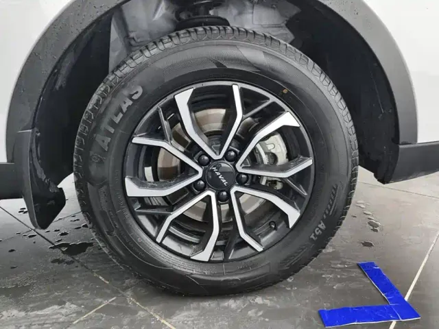 Haval H6 — Фото автомобиля 6