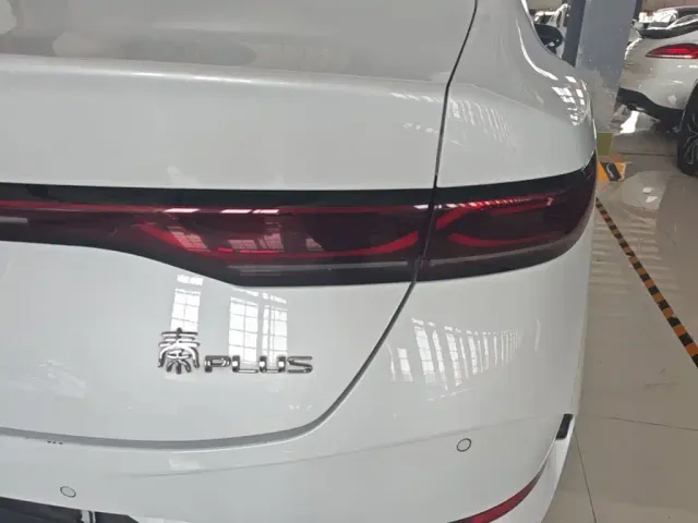 BYD Qin PLUS — Фото автомобиля 7