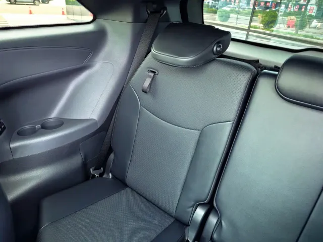 Toyota Granvia — Фото автомобиля 21