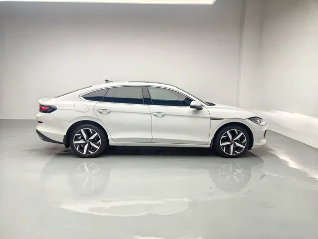 Volkswagen Lamando — Фото автомобиля 5