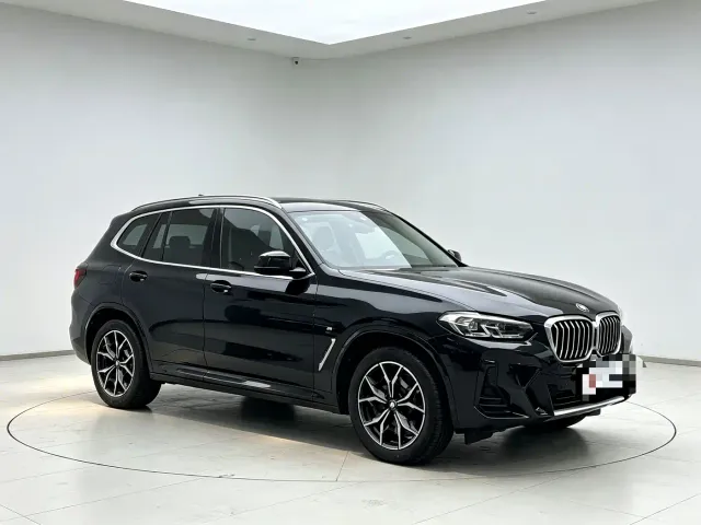 BMW X3 — Фото автомобиля 2
