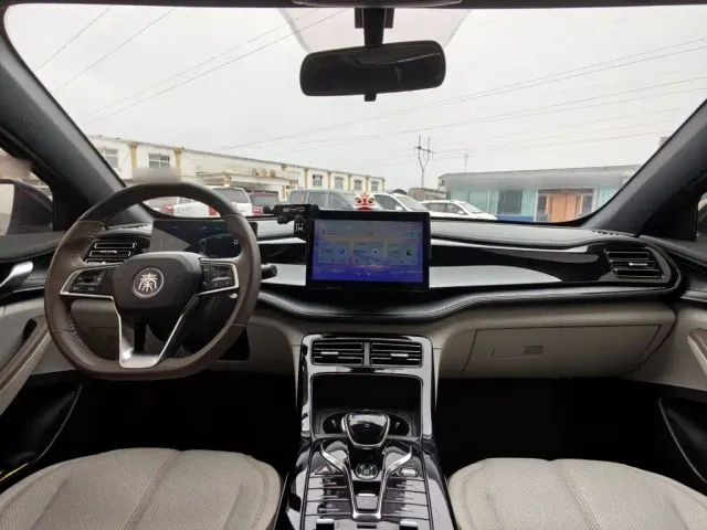BYD Qin PLUS — Фото автомобиля 11