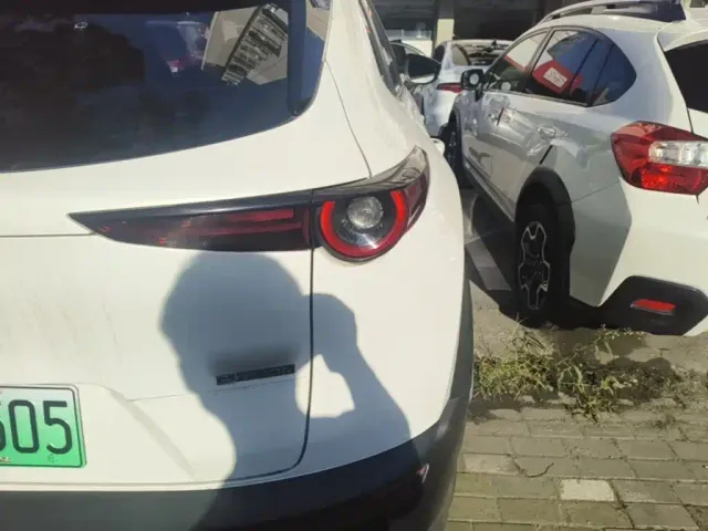 Mazda CX-30 EV — Фото автомобиля 7