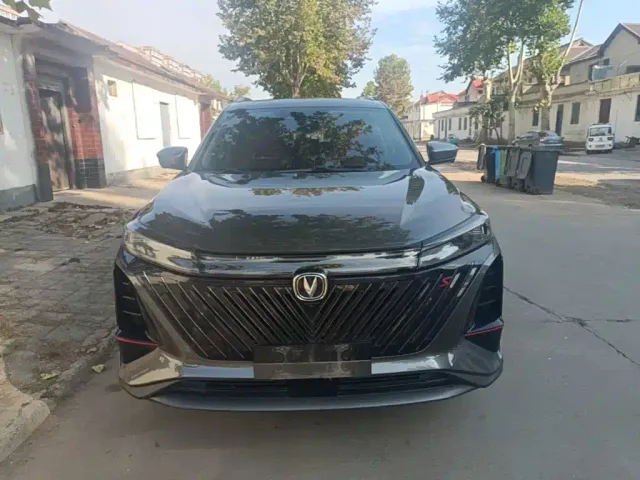 Changan CS75 Plus — Фото автомобиля 2