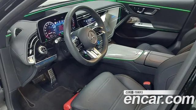 Mercedes-Benz E-Class — Фото автомобиля 13