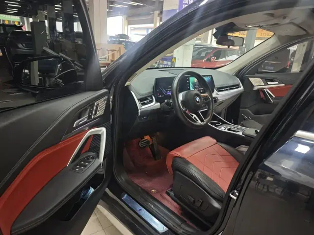 BMW X1 — Фото автомобиля 3