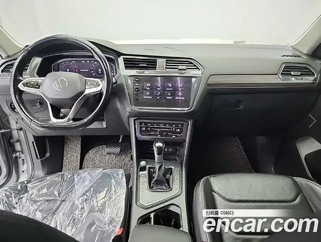 Volkswagen Tiguan — Фото автомобиля 7