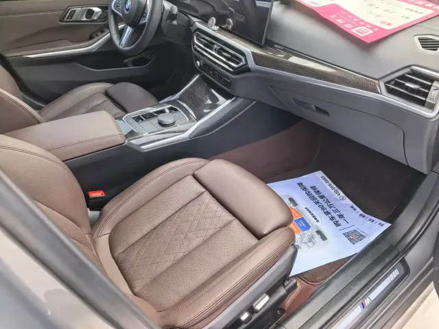 BMW 3 Series — Фото автомобиля 7