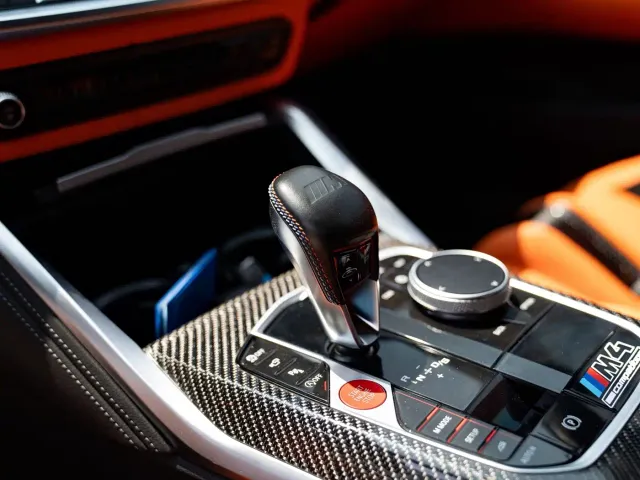 BMW M4 — Фото автомобиля 16