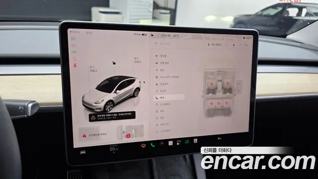 Tesla Model Y — Фото автомобиля 20