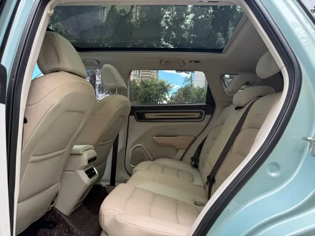 Geely ICON — Фото автомобиля 6