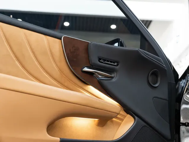 Lexus LS — Фото автомобиля 19
