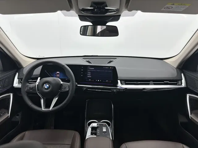 BMW X1 — Фото автомобиля 7