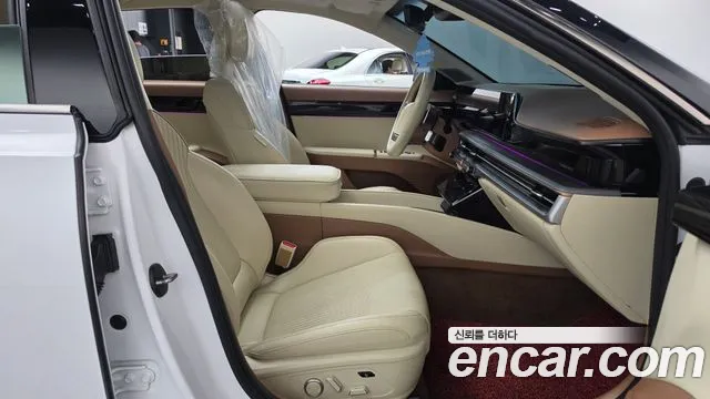 Hyundai Grandeur GN7 — Фото автомобиля 16