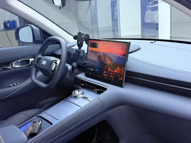 Geely Galaxy E5 — Фото автомобиля 6