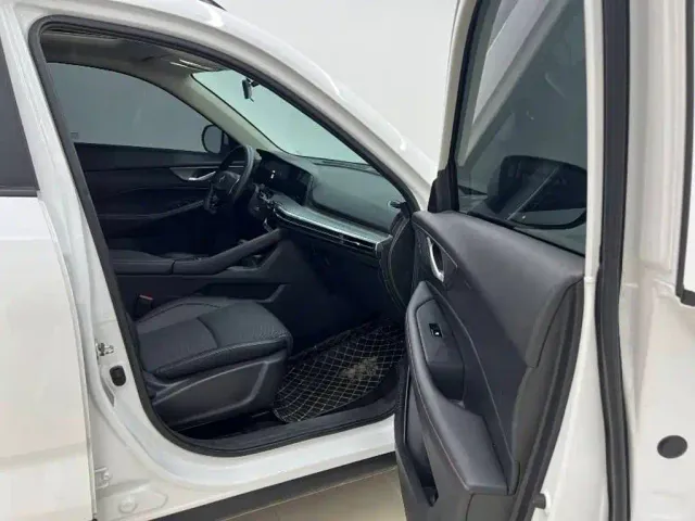 Changan Changan CS35 PLUS 2023 Enjoyment Edition 1.4T DCT Luxury — Фото автомобиля 11