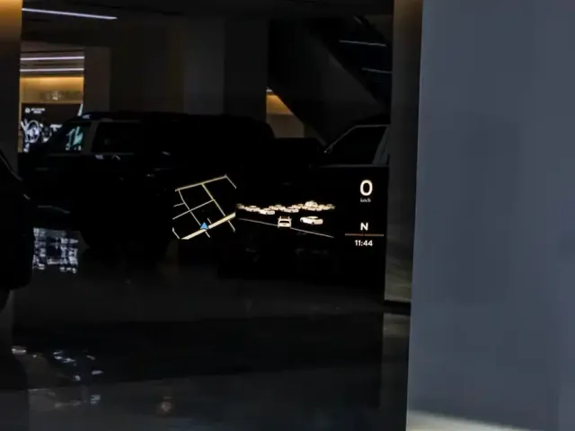 Li Auto MEGA — Фото автомобиля 25