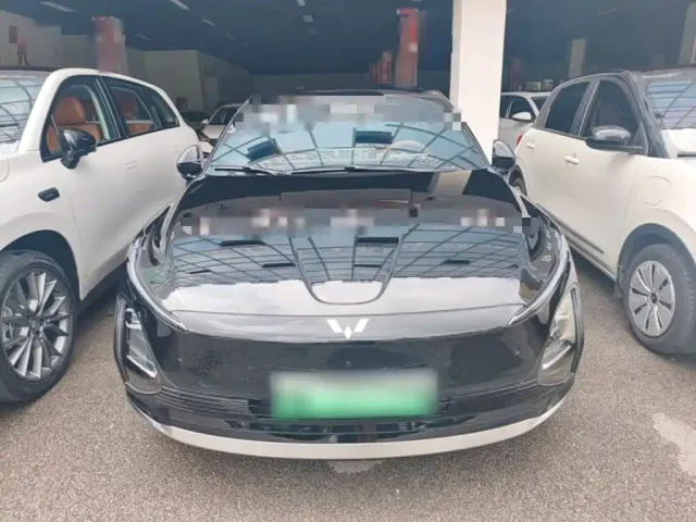 Wuling Starlight — Фото автомобиля 2