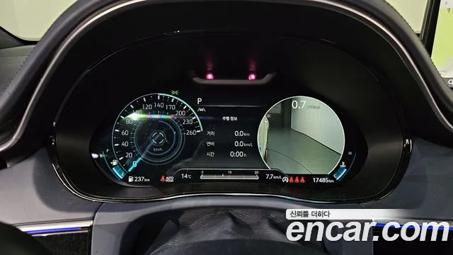 Genesis GV70 2.5T Бензин AWD — Фото автомобиля 8