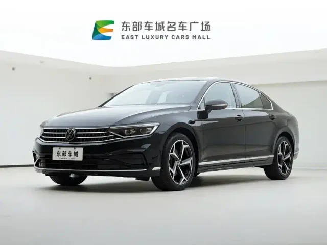 Фотография автомобиля — Volkswagen Magotan