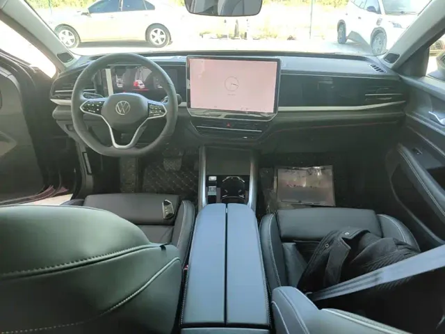 Volkswagen Passat — Фото автомобиля 9
