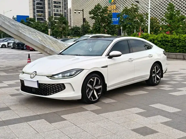 Фотография автомобиля — Volkswagen Lamando