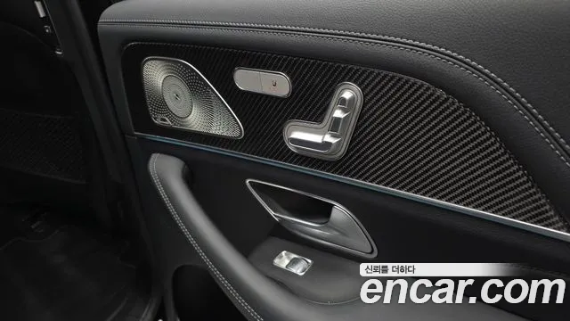 Mercedes-Benz GLE-Class — Фото автомобиля 19