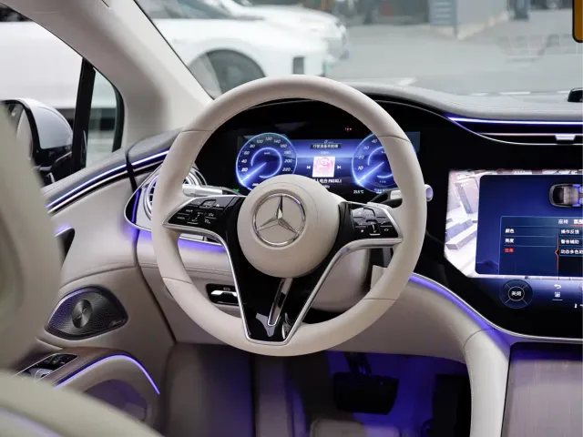 Mercedes-Benz EQS — Фото автомобиля 19