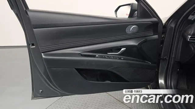 Hyundai Avante CN7 — Фото автомобиля 13