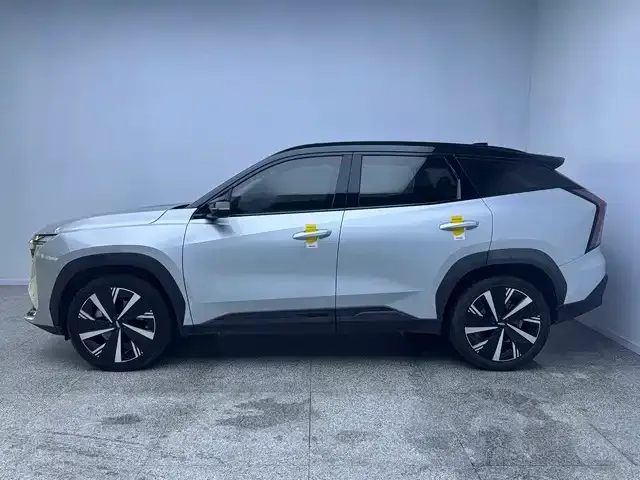 Geely Boyue L — Фото автомобиля 11