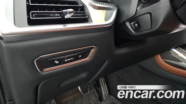 BMW X7 — Фото автомобиля 21