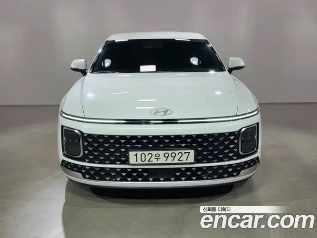Hyundai Grandeur GN7 — Фото автомобиля 2