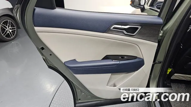 Kia Sportage Sportage 5-е поколение Дизель 2.0 4WD — Фото автомобиля 25