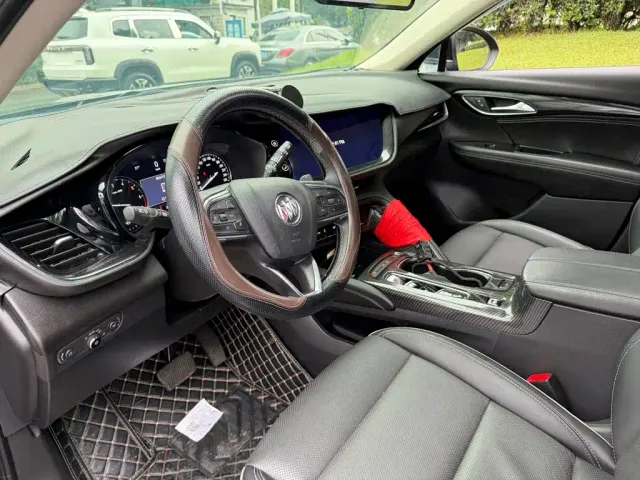Buick Envision Plus — Фото автомобиля 7