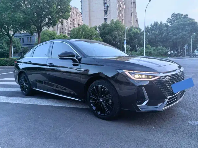 Chery Arrizo 8 — Фото автомобиля 3