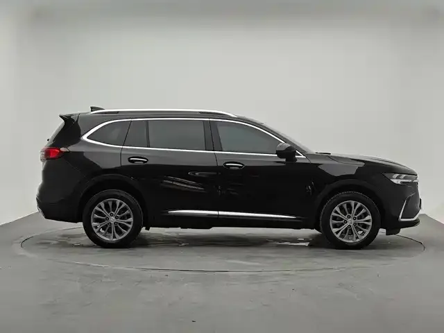 Buick Envision Plus — Фото автомобиля 4