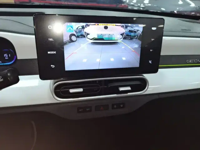 Geely Panda — Фото автомобиля 12