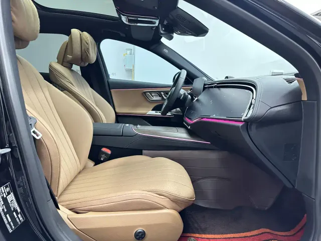 Mercedes-Benz E-Class — Фото автомобиля 13