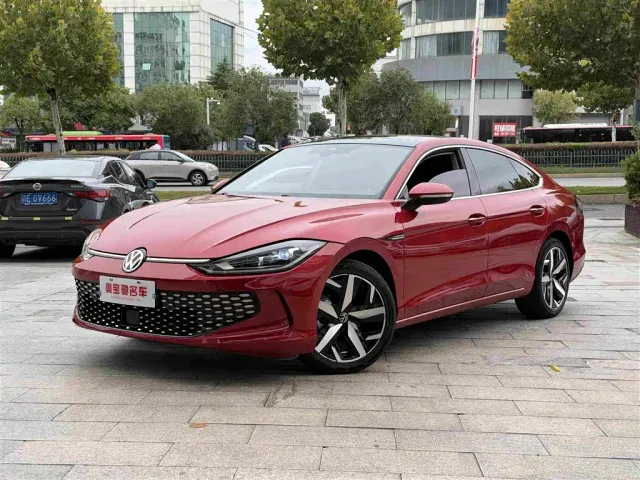 Фотография автомобиля — Volkswagen Lamando