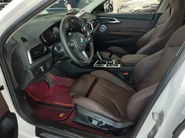 BMW 1 Series — Фото автомобиля 14