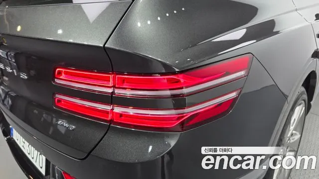 Genesis GV80 — Фото автомобиля 8