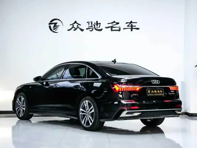 Audi A6L — Фото автомобиля 12