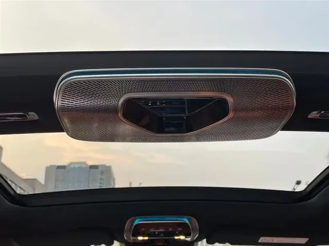 Mercedes-Benz S-Class — Фото автомобиля 21