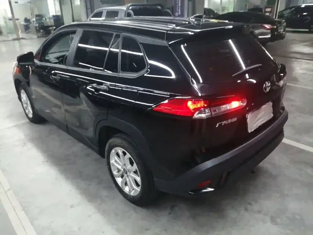 Toyota Frontlander — Фото автомобиля 4