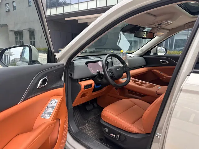 Haval Xiaolong MAX — Фото автомобиля 14