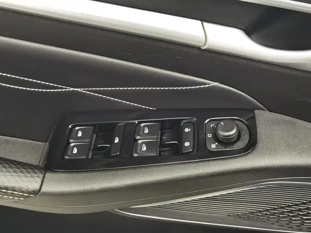 Geely Emgrand — Фото автомобиля 9